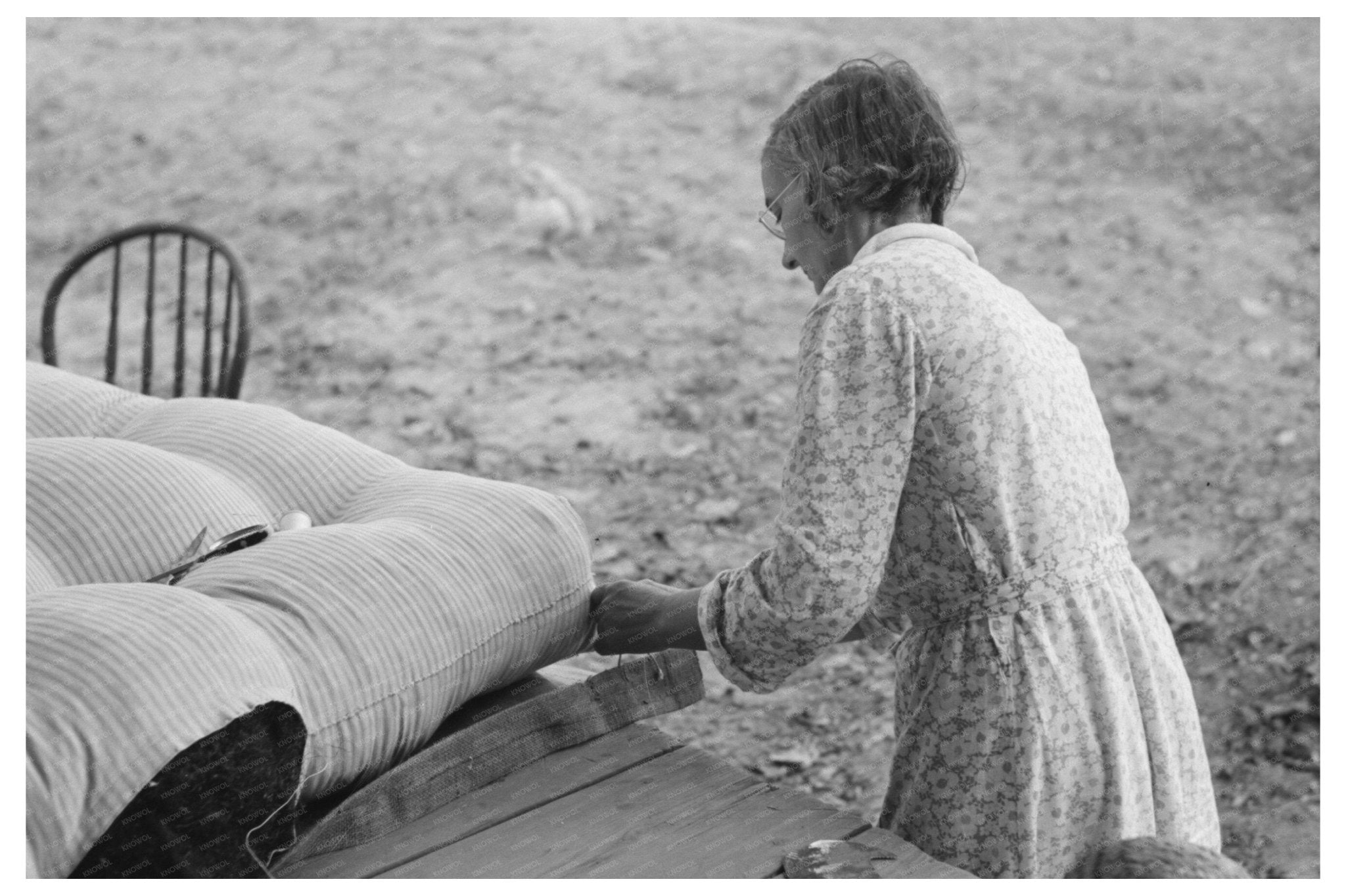 Moss Mattress Construction in Rural Louisiana 1938 - Available at KNOWOL