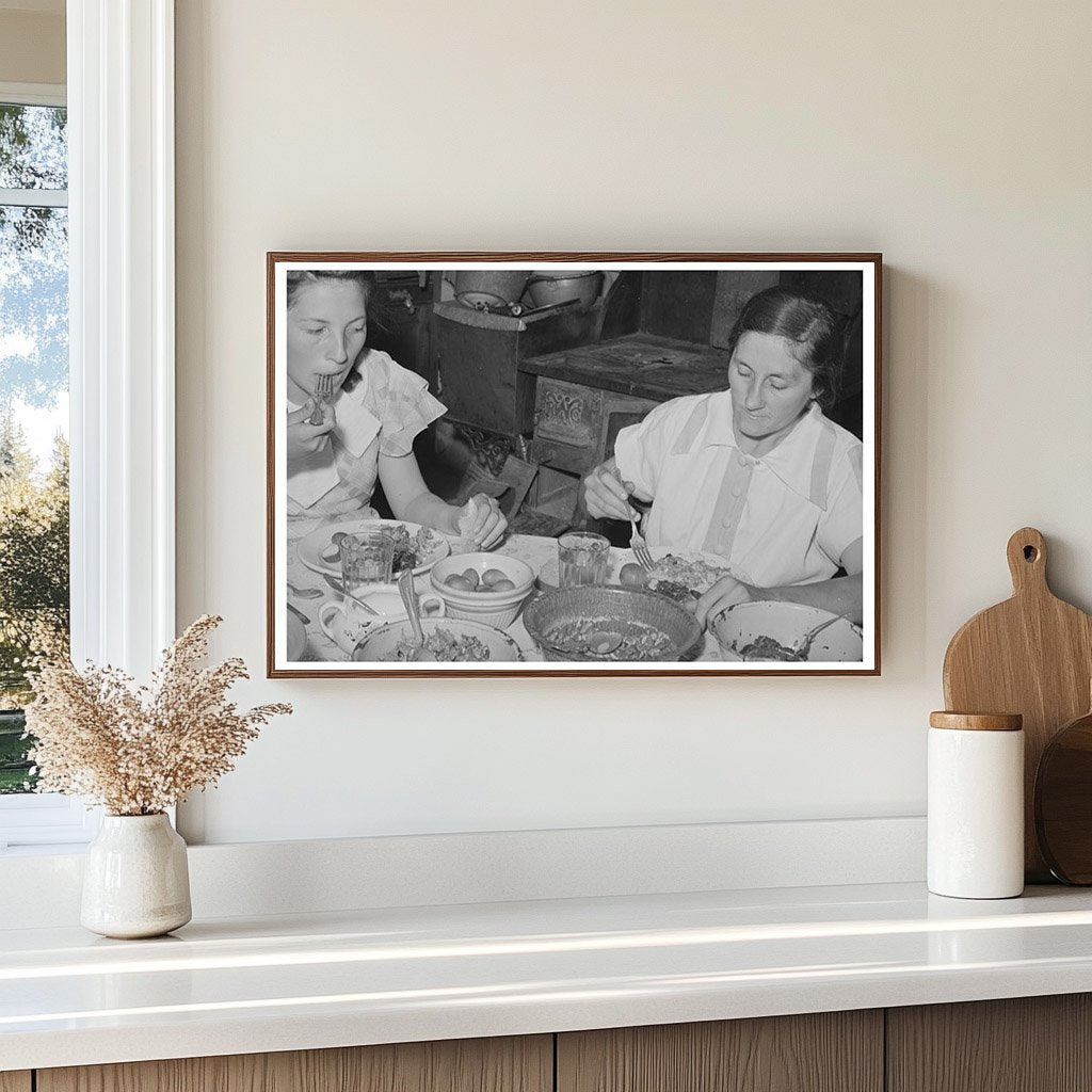 Mrs. Browning and Daughter Dining at Home May 1941 - Available at KNOWOL