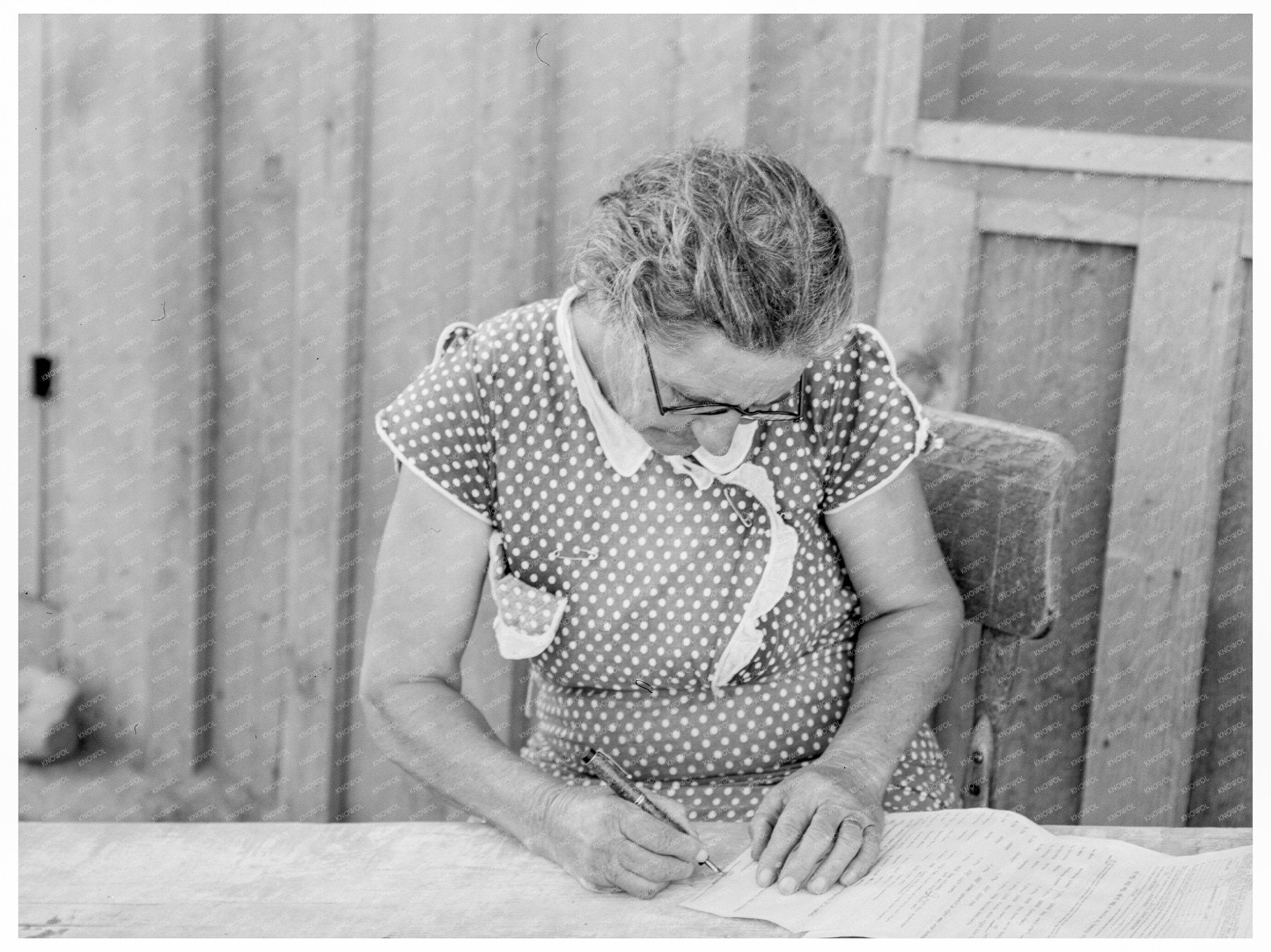 Mrs. Cates Signs Chattel Mortgage Malheur County 1939 - Available at KNOWOL