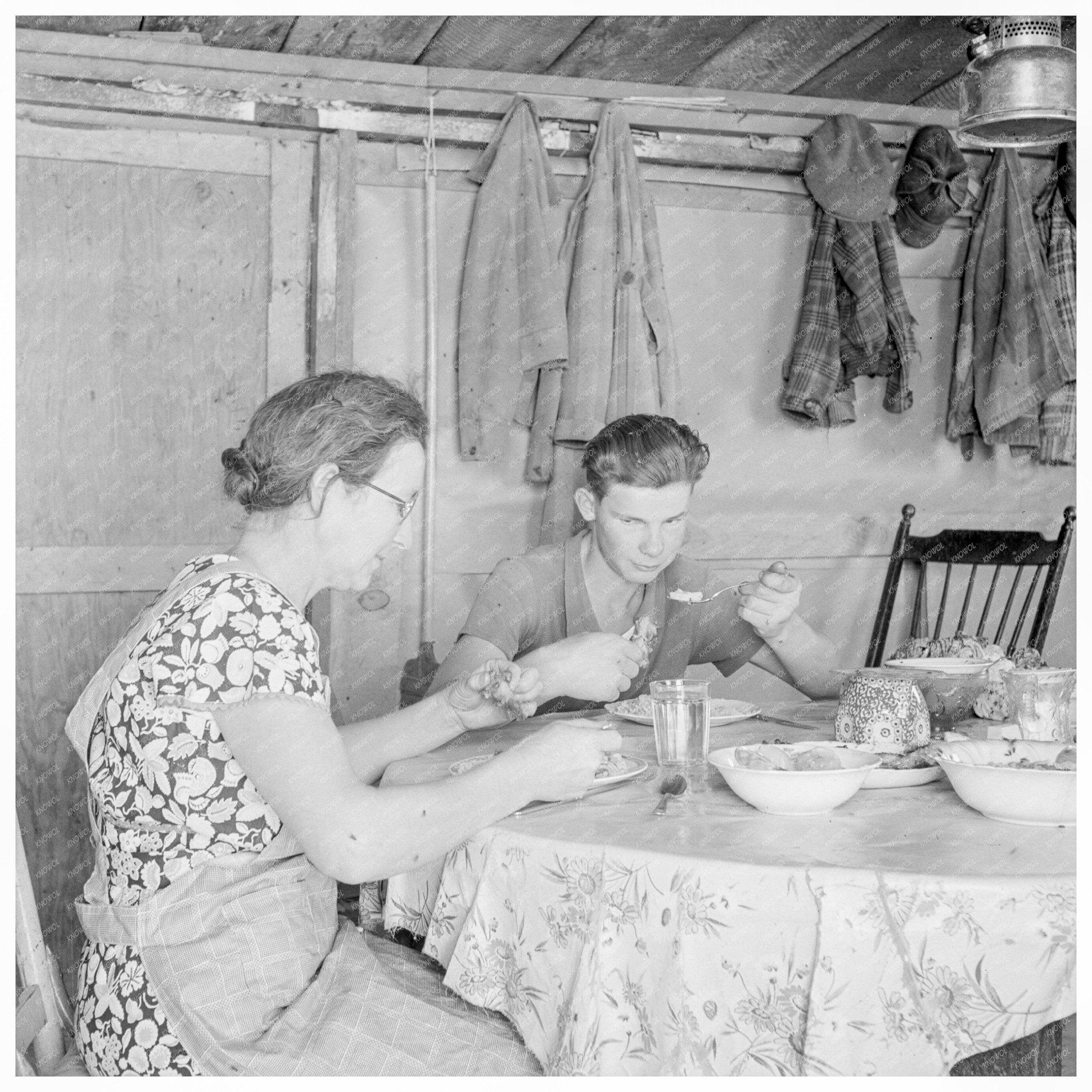 Mrs. Dazey Lunching with Teen in Malheur County 1939 - Available at KNOWOL