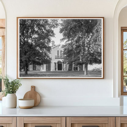 Mt. Holly Plantation House Foote Mississippi 1937 - Available at KNOWOL