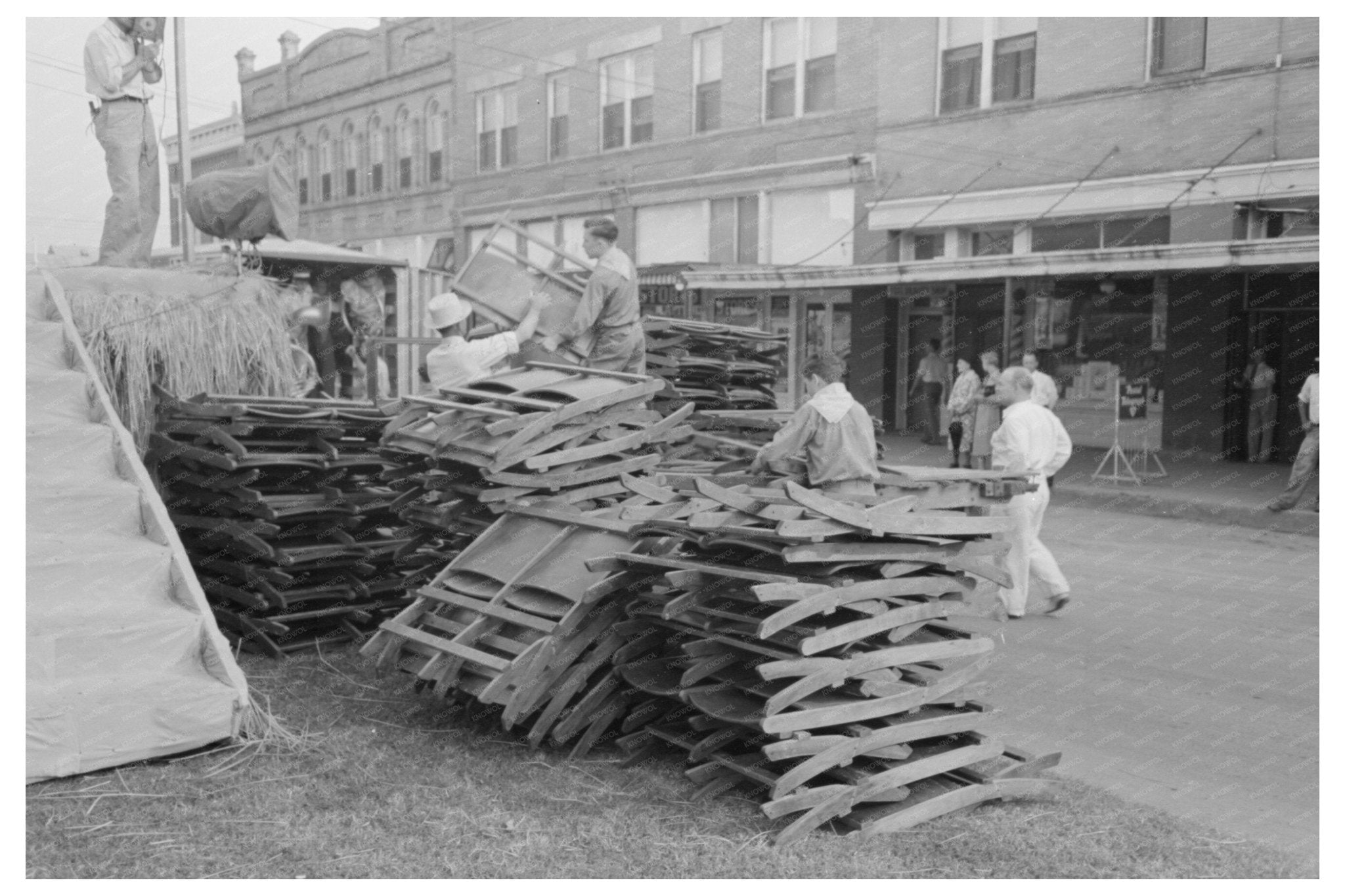 National Rice Festival Chair Unloading Crowley Louisiana 1938 - Available at KNOWOL