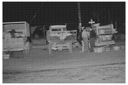 November 1939 San Angelo Texas Farmers Market Image - Available at KNOWOL