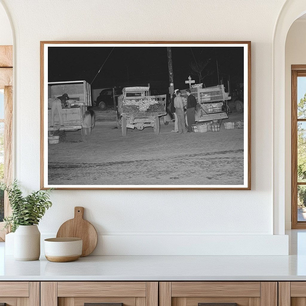 November 1939 San Angelo Texas Farmers Market Image - Available at KNOWOL