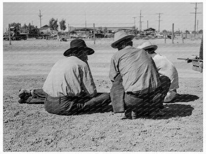 Oklahoma Migrant Workers in California Pea Harvest 1937 - Available at KNOWOL