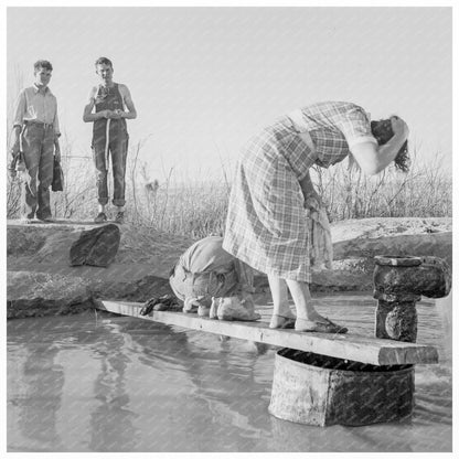 Oklahoma Migratory Workers in Hot Spring California 1937 - Available at KNOWOL