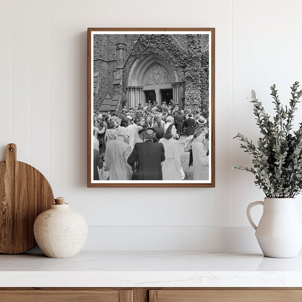 Packer Memorial Chapel Entrance Bethlehem 1944 - Available at KNOWOL