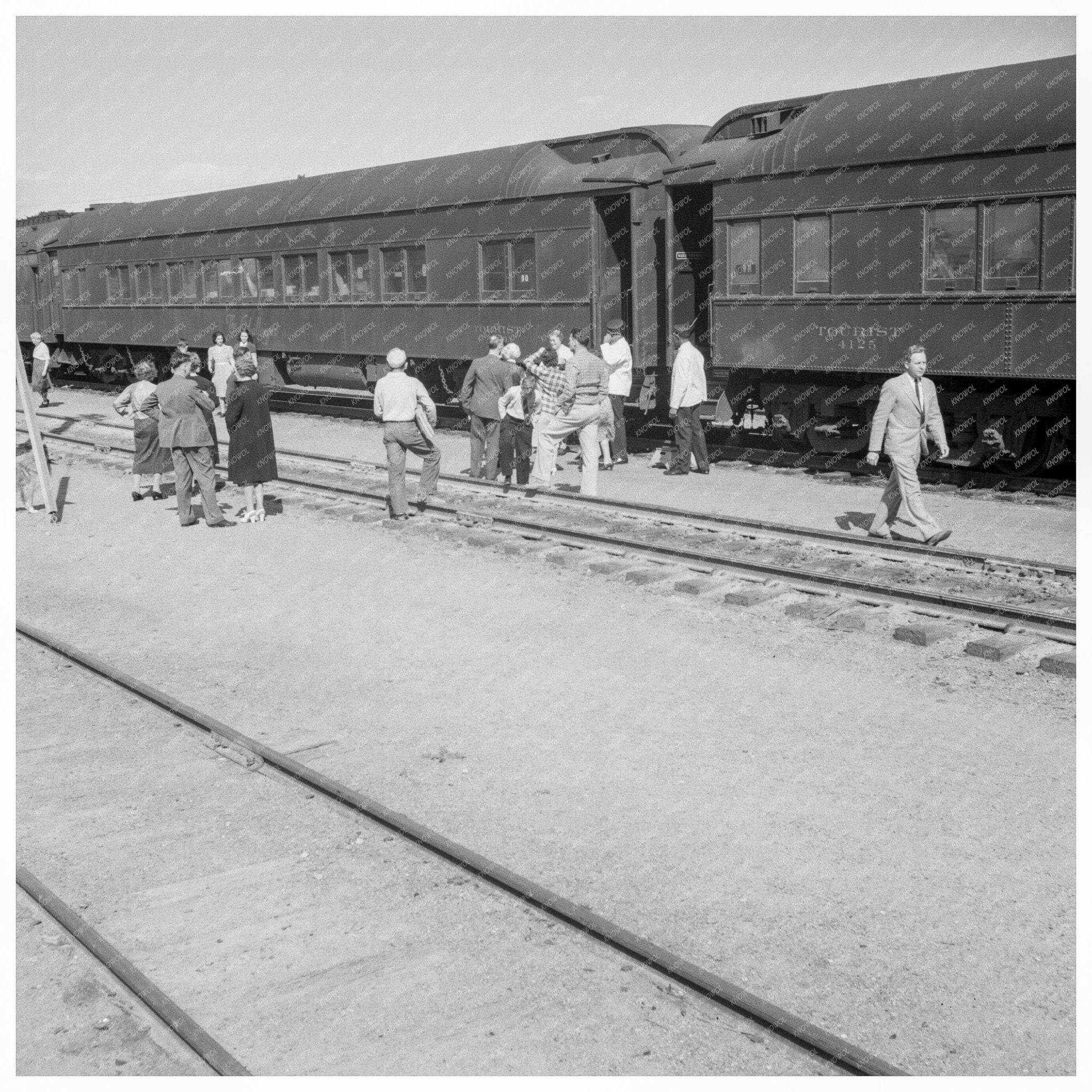 Passengers at Kearney Railroad Yards June 1939 - Available at KNOWOL