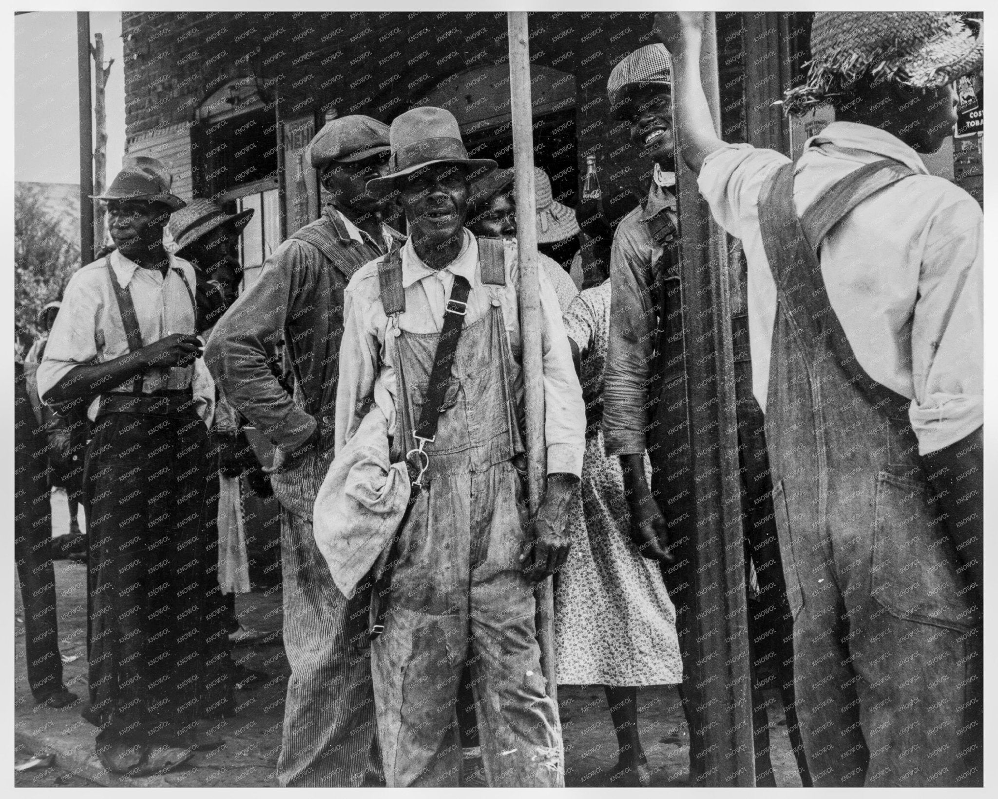 Peach Pickers in Muscella Georgia July 1936 - Available at KNOWOL