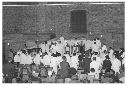 Pentecostal Church Service Chicago April 1941 - Available at KNOWOL