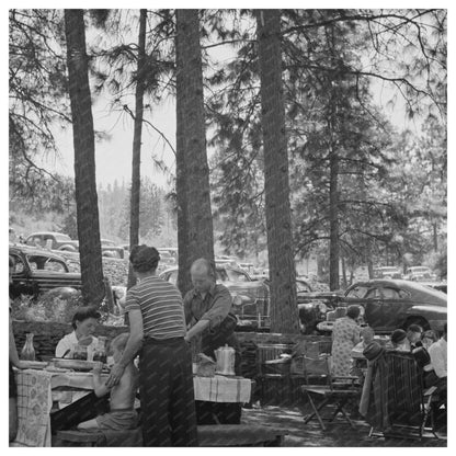 Picnickers in Klamath Falls Oregon July 1942 - Available at KNOWOL