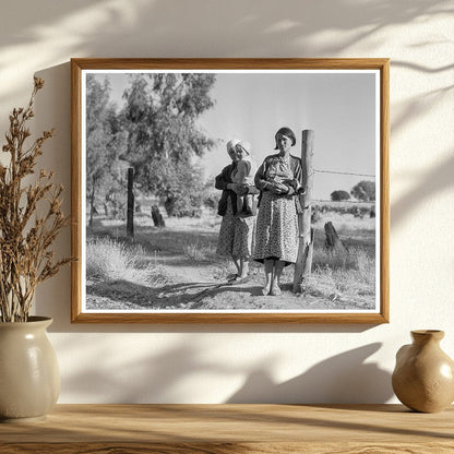 Pregnant Migrant Woman in Kern County 1936 Photo - Available at KNOWOL