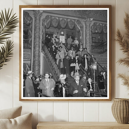 Regal Theater Crowd in Chicago April 1941 - Available at KNOWOL