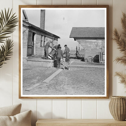 Relocation of Tenant Farmer in Shadeland Indiana 1937 - Available at KNOWOL