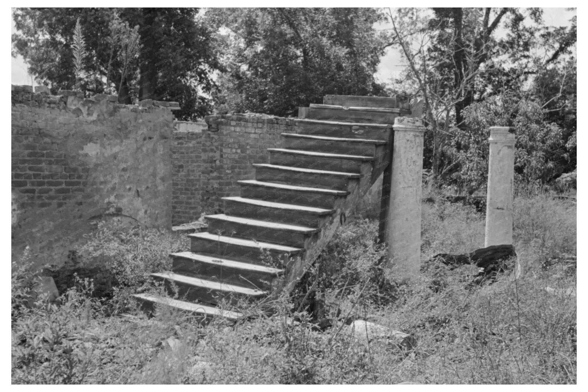 Remains of Plantation House Lutcher Louisiana 1938 - Available at KNOWOL