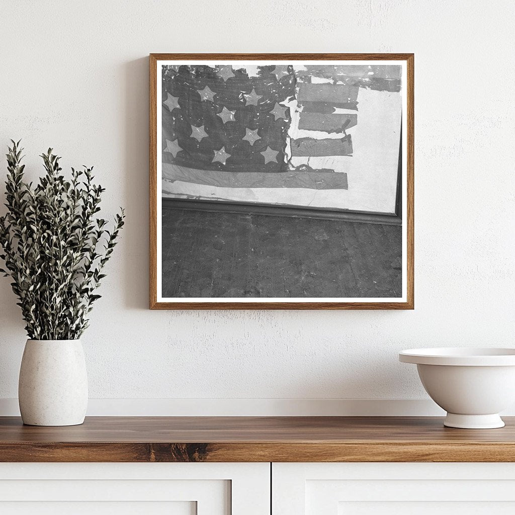 Revolutionary War Flag from 1937 Photo in Illinois - Available at KNOWOL