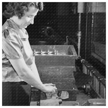 Rita Allen at Safety Razor Factory February 1942 - Available at KNOWOL