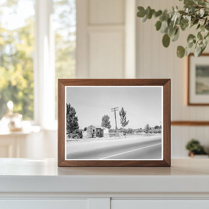 Roadside Scene Between Tulare and Fresno 1939 - Available at KNOWOL