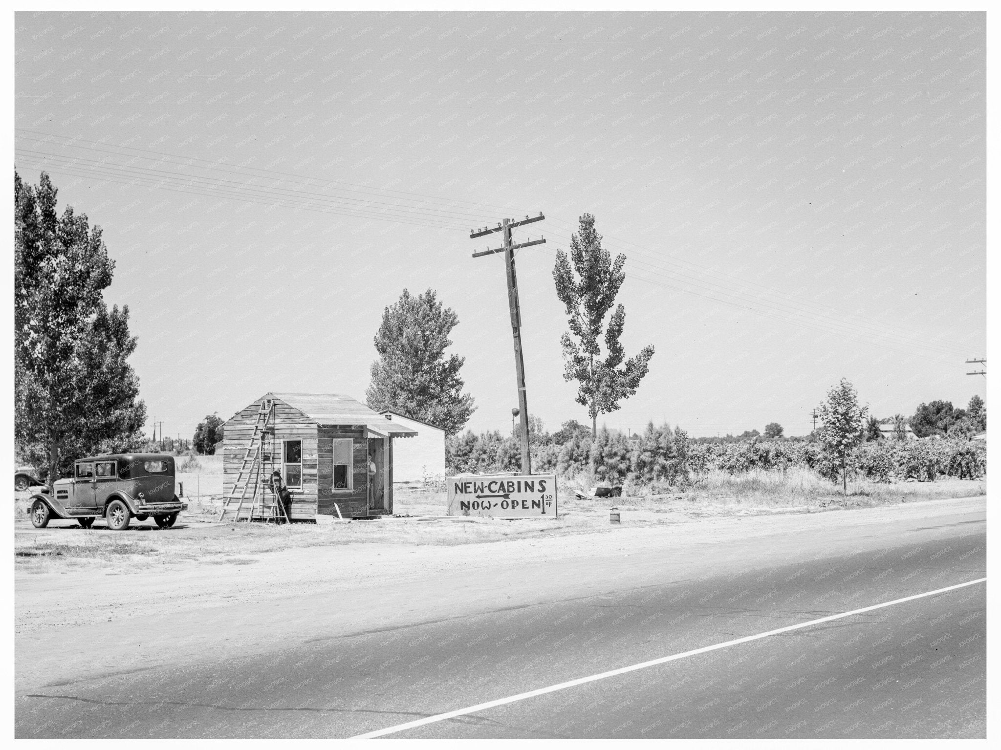 Roadside Scene Between Tulare and Fresno 1939 - Available at KNOWOL