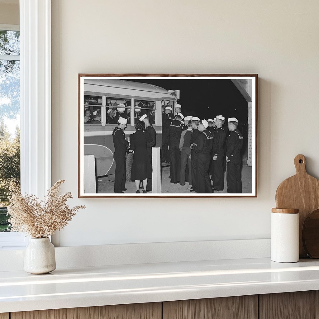 Sailors Boarding Bus at Mission Beach San Diego 1941 - Available at KNOWOL