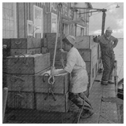 Salmon Workers at Columbia River Packing Association 1941 - Available at KNOWOL