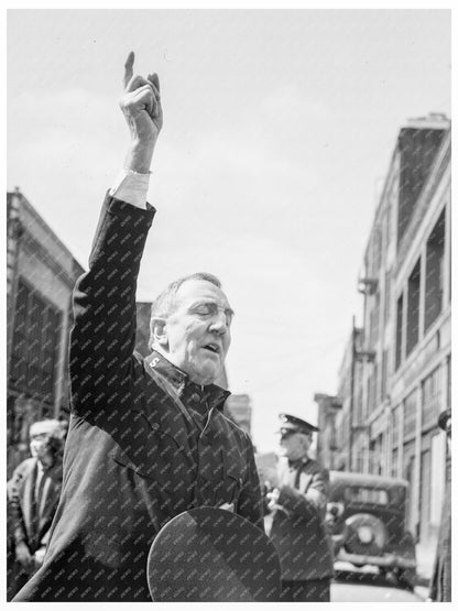 Salvation Army Scene San Francisco April 1939 - Available at KNOWOL