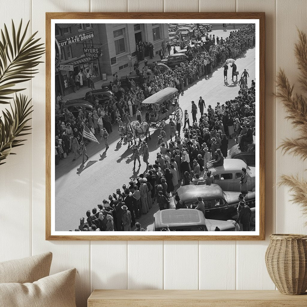 San Angelo Fat Stock Show Parade March 1940 Image - Available at KNOWOL