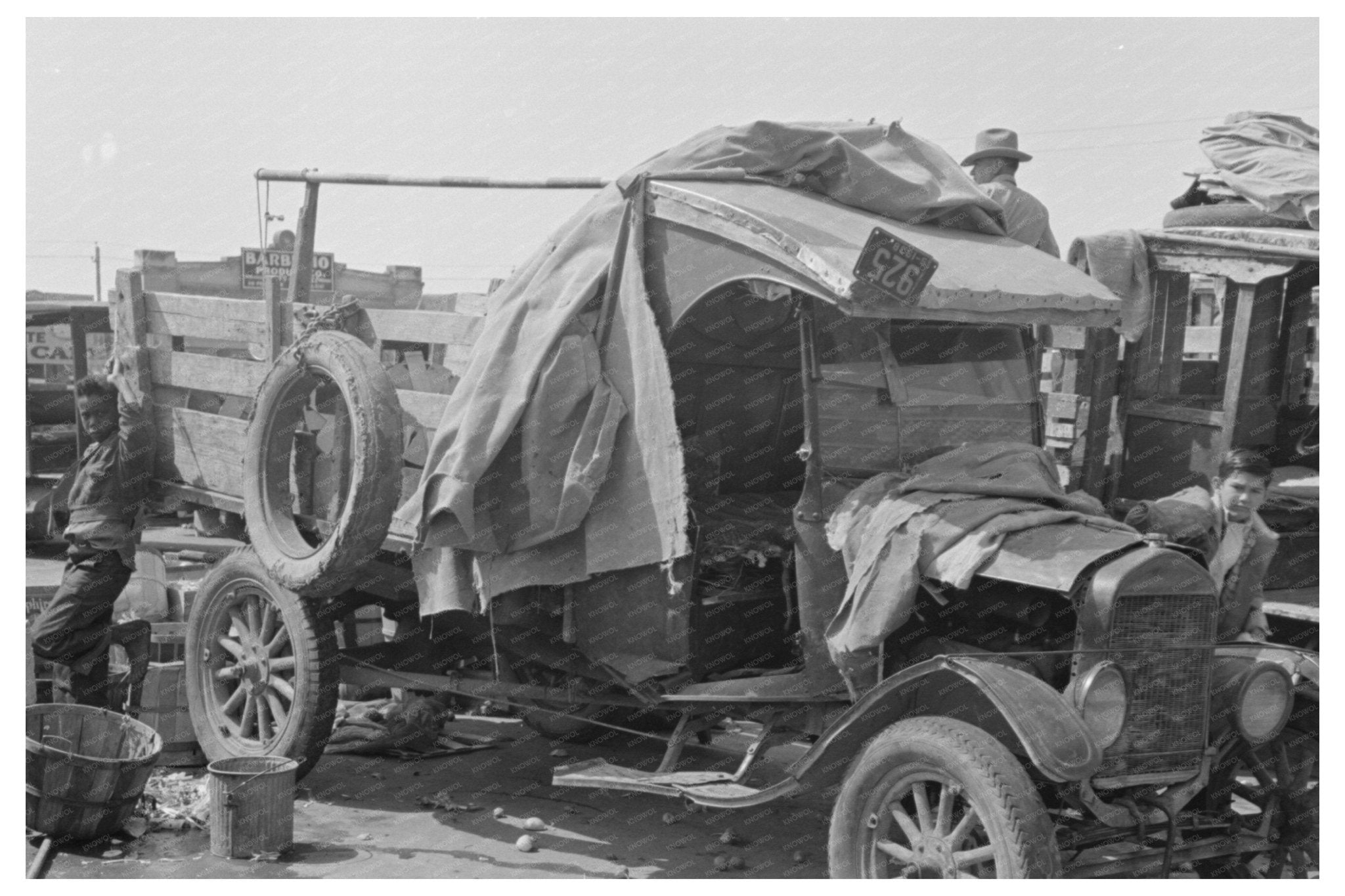 San Antonio Produce Peddler Truck March 1939 - Available at KNOWOL