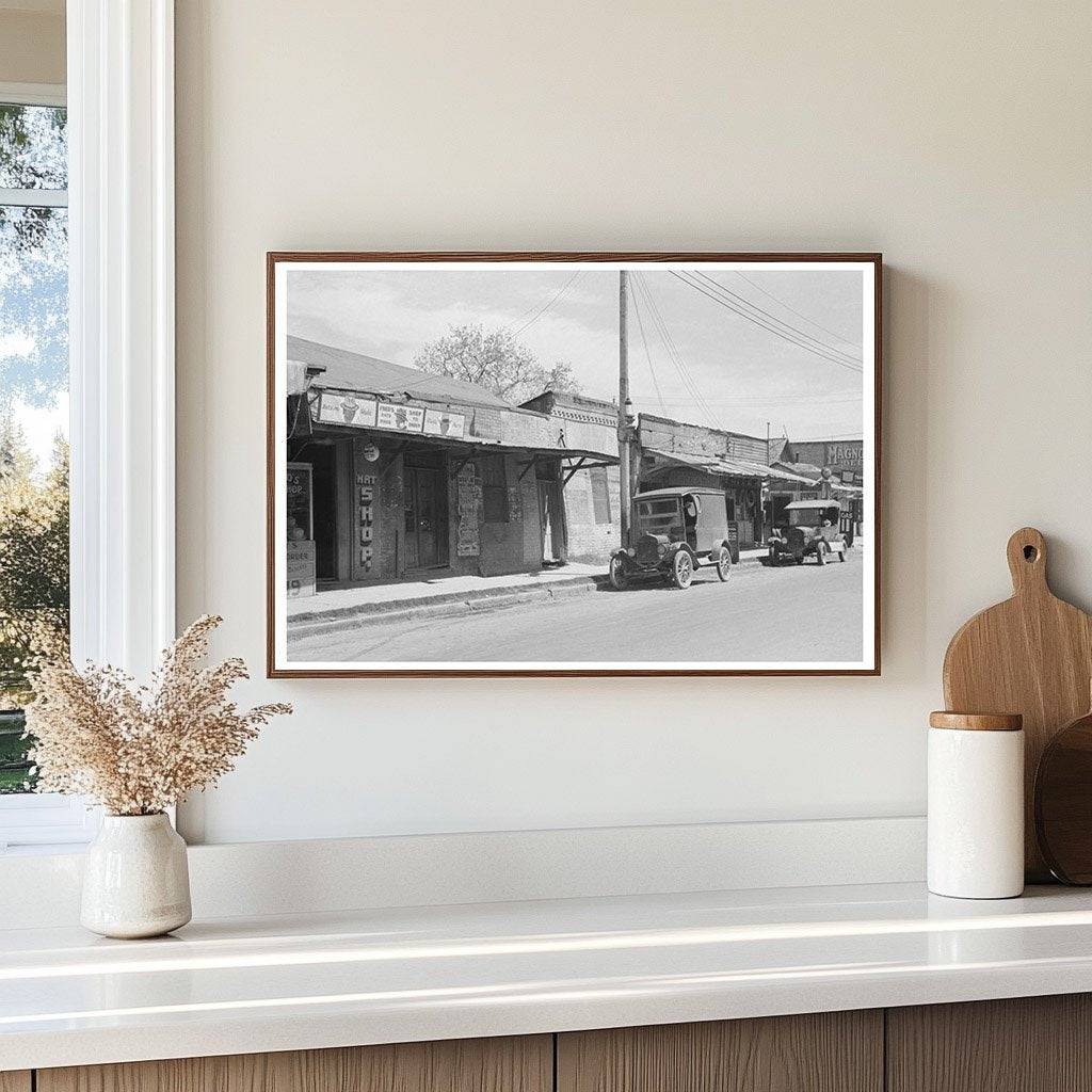 San Antonio Texas Street Scene March 1939 Vintage Image - Available at KNOWOL