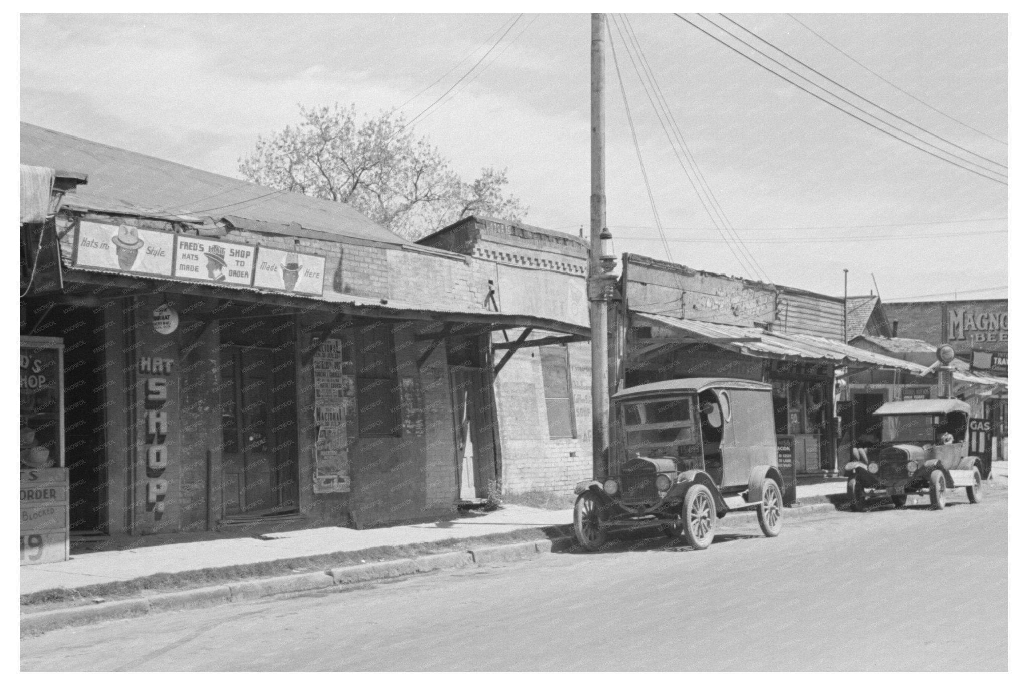 San Antonio Texas Street Scene March 1939 Vintage Image - Available at KNOWOL