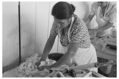 San Antonio Tortilla Sale March 1939 Image - Available at KNOWOL