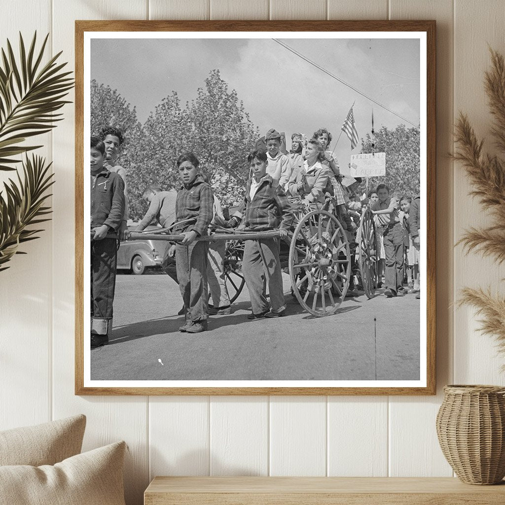 Schoolchildren Collecting Scrap Metal in San Juan Bautista 1942 - Available at KNOWOL