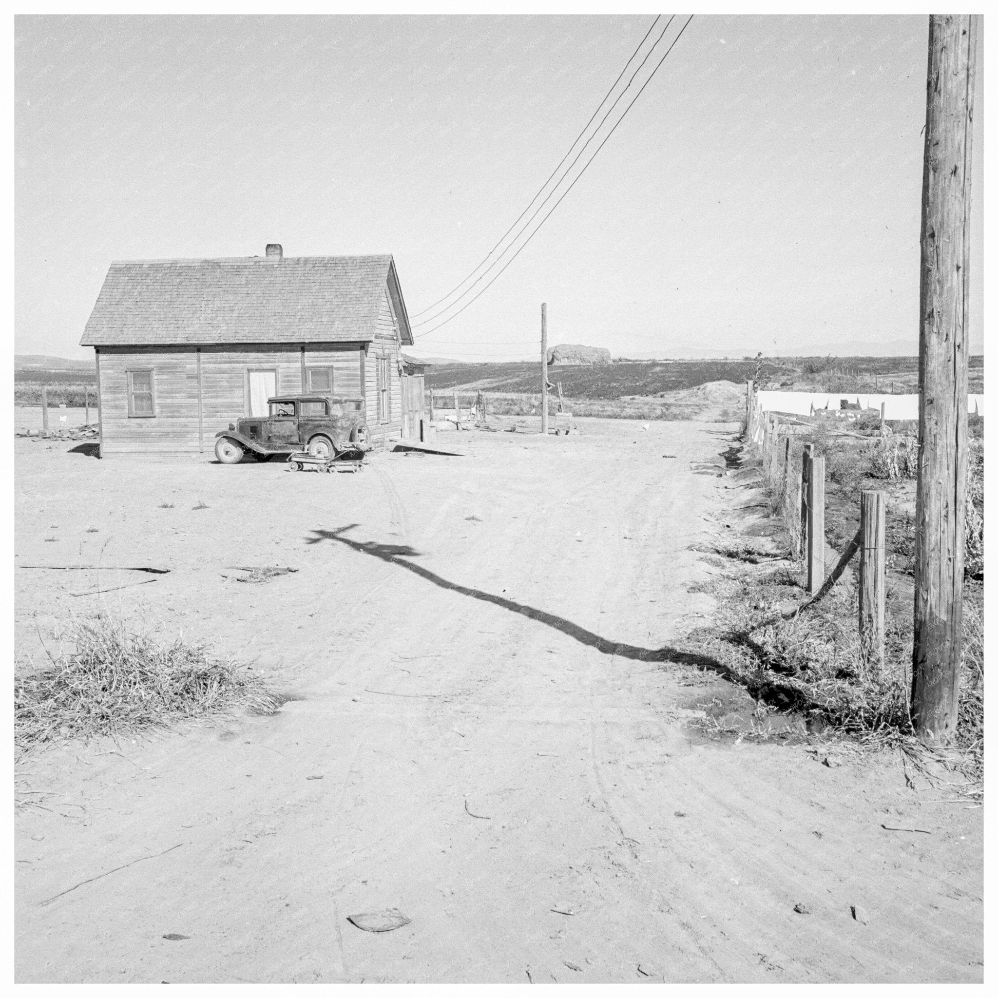 Schroeder Family Home Dead Ox Flat Oregon 1939 - Available at KNOWOL