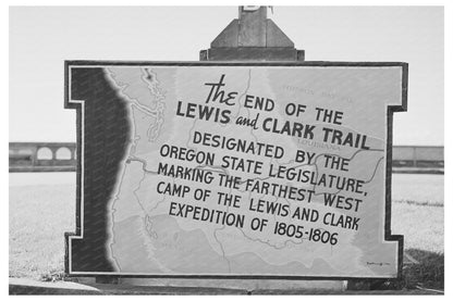 Seaside Oregon Sign Vintage Photo September 1941 - Available at KNOWOL