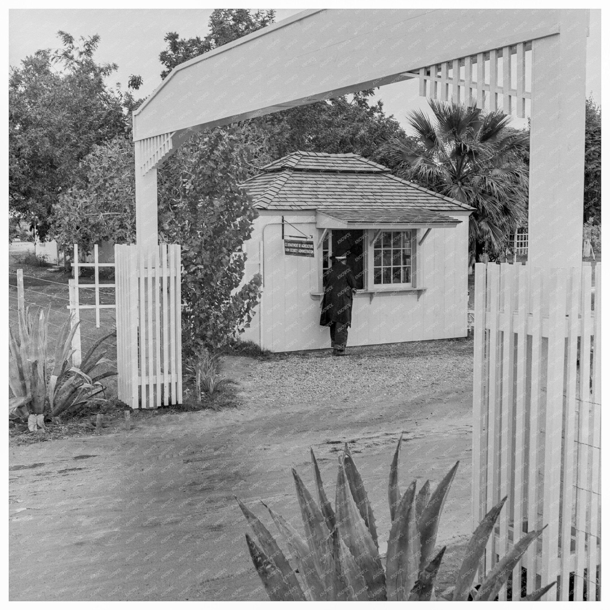 Shafter Camp Entrance for Migratory Workers 1938 - Available at KNOWOL