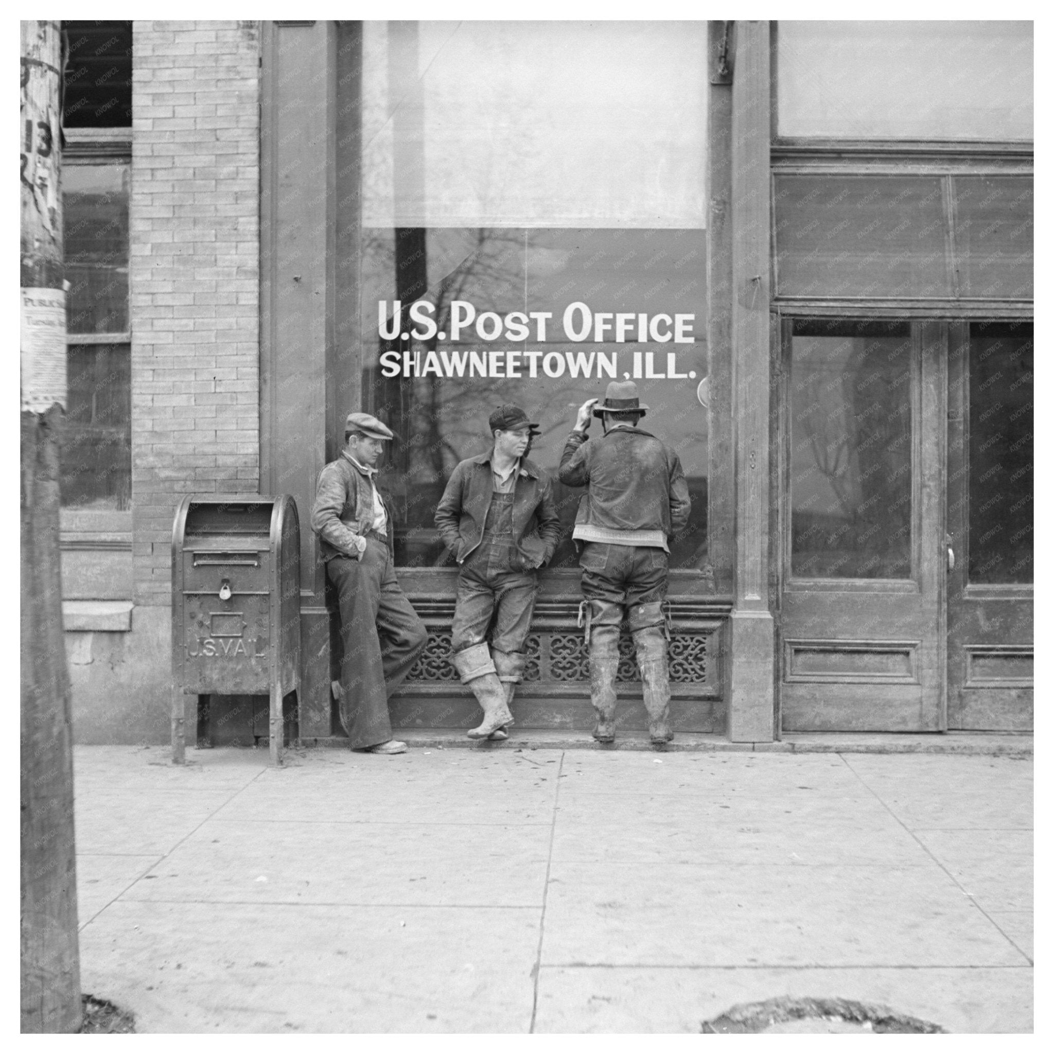 Shawneetown Illinois Post Office Vintage Photo 1937 - Available at KNOWOL