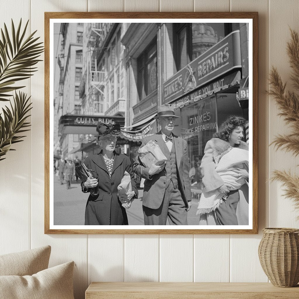 Shoppers in Los Angeles April 1942 Vintage Photograph - Available at KNOWOL