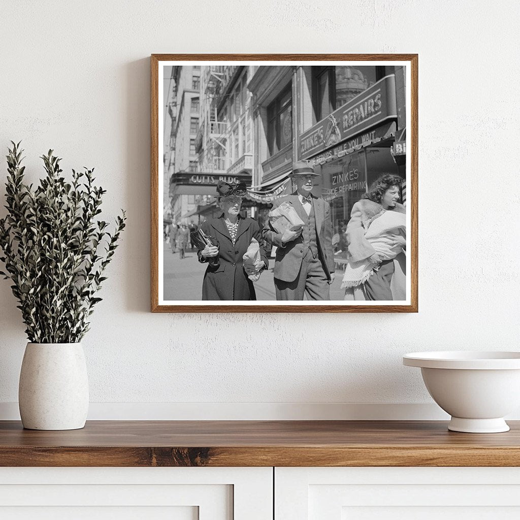 Shoppers in Los Angeles April 1942 Vintage Photograph - Available at KNOWOL