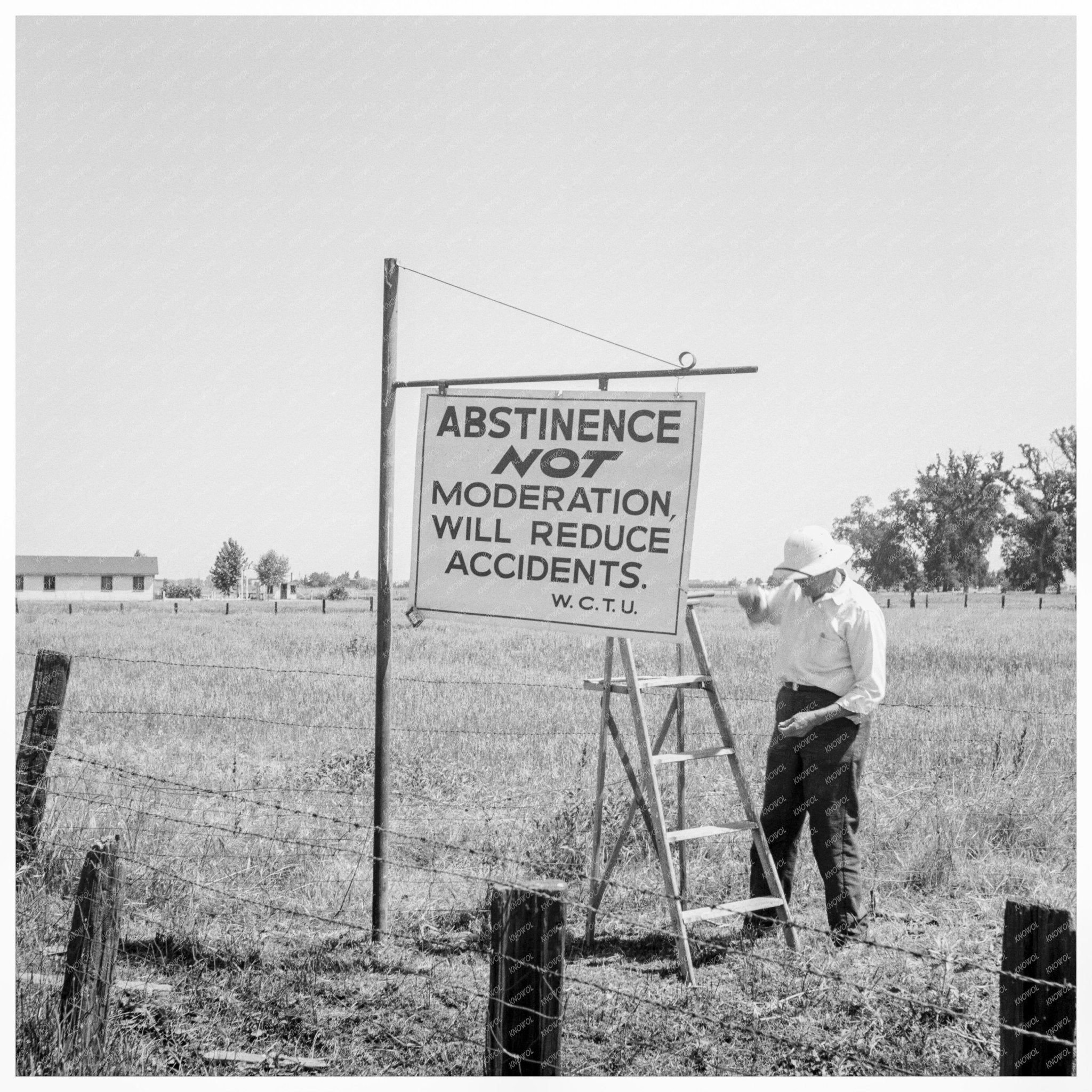 Sign Erection along U.S. Highway 99 May 1939 - Available at KNOWOL