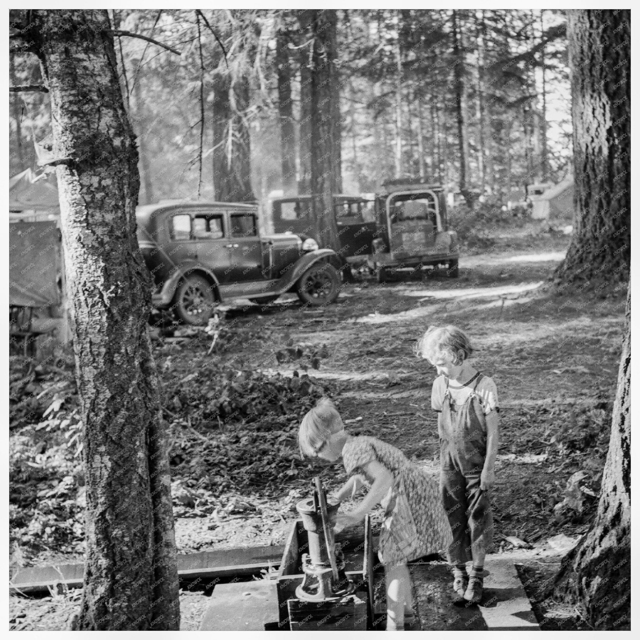 Sisters Kathleen and Faye Sheehy Bean Picking Camp 1939 - Available at KNOWOL