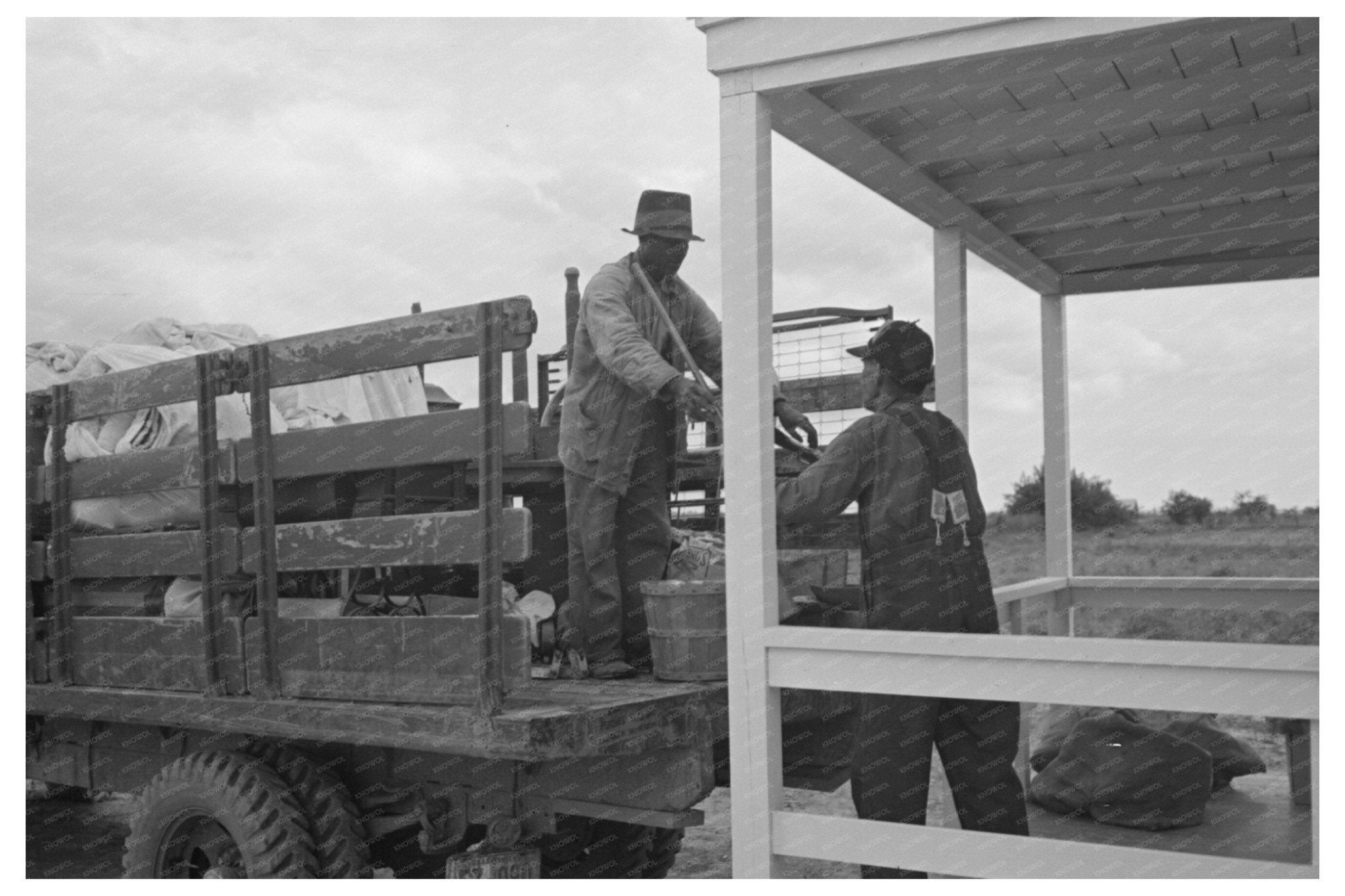 Southeast Missouri Farm Move May 1938 - Available at KNOWOL