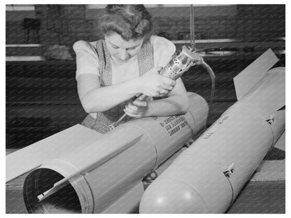 Stephanie Cewe Assembling Flare Casings February 1942 - Available at KNOWOL