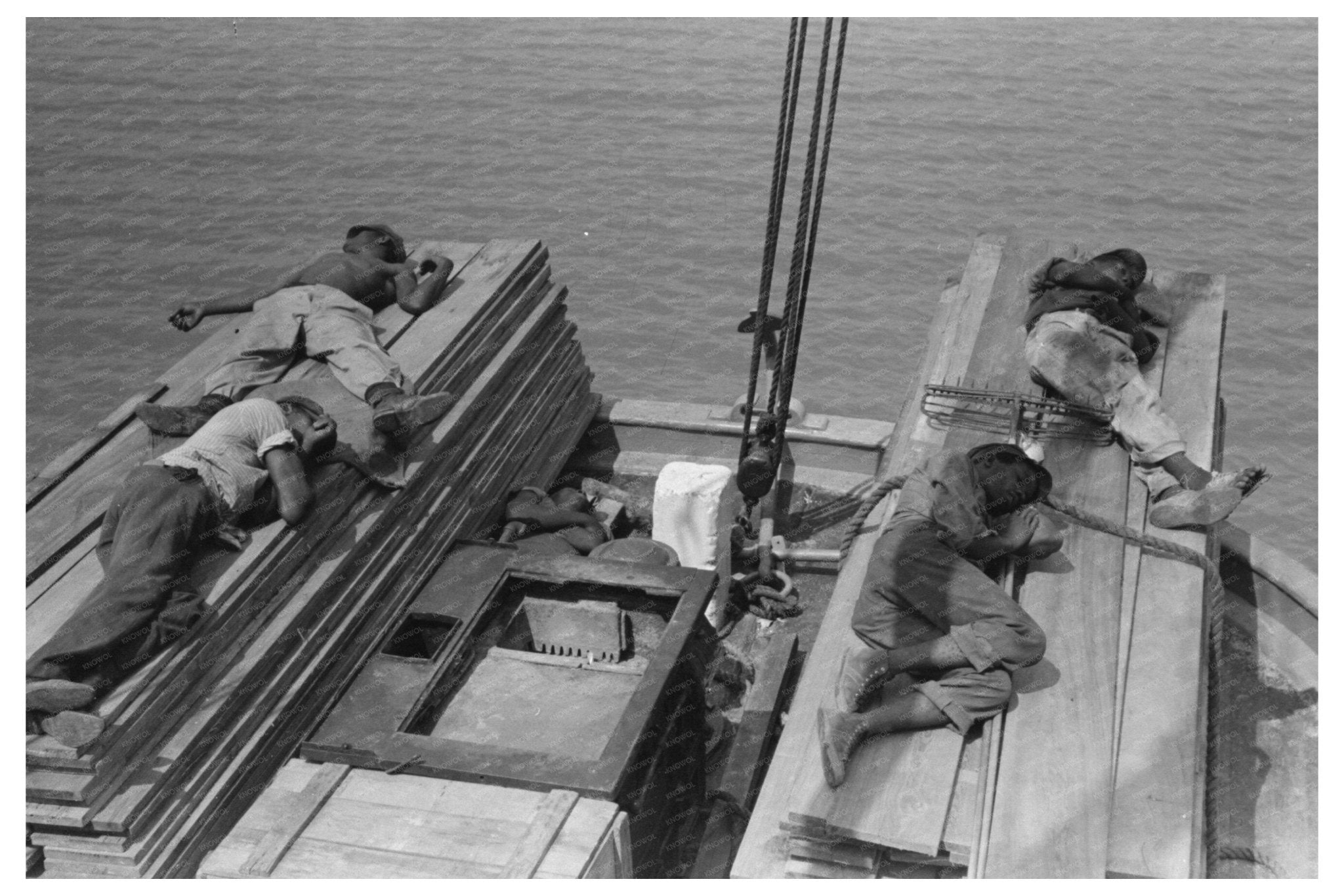 Stevedores Rest on El Rito Boat Mississippi River 1938 - Available at KNOWOL