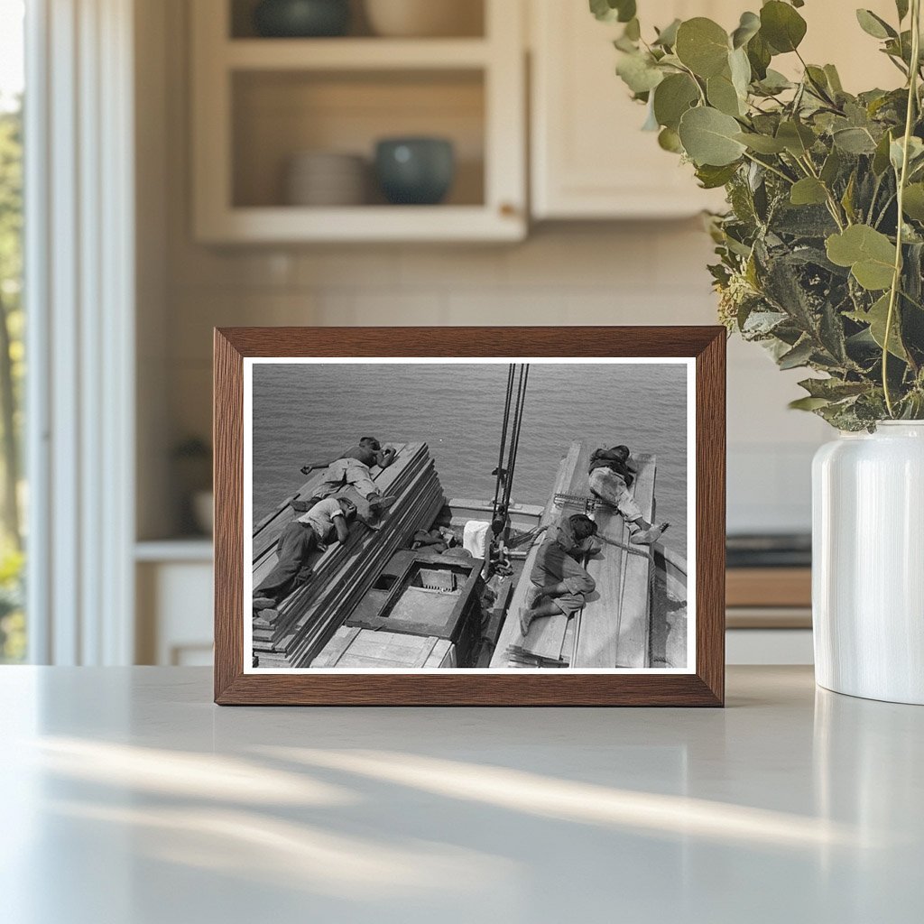 Stevedores Rest on El Rito Boat Mississippi River 1938 - Available at KNOWOL