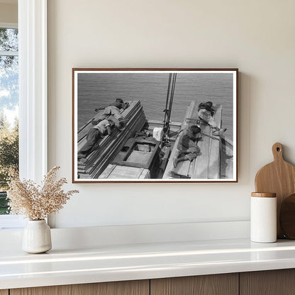 Stevedores Rest on El Rito Boat Mississippi River 1938 - Available at KNOWOL