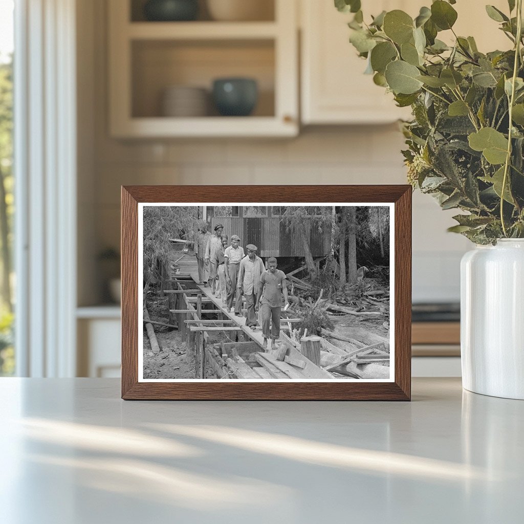 Stevedores Unloading Cargo in Venice Louisiana 1938 - Available at KNOWOL