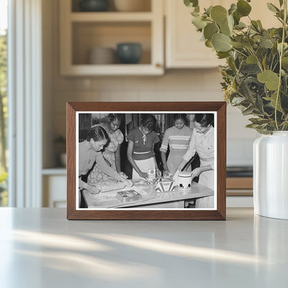 Students Learning Pie Making in Lakeview Arkansas 1938 - Available at KNOWOL