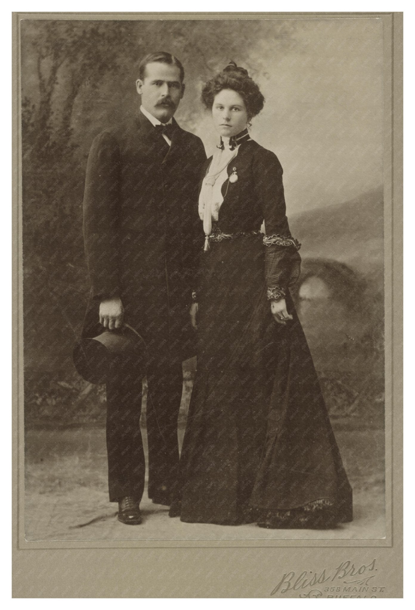 Sundance Kid and Etta Place Vintage Photo 1900 - Available at KNOWOL