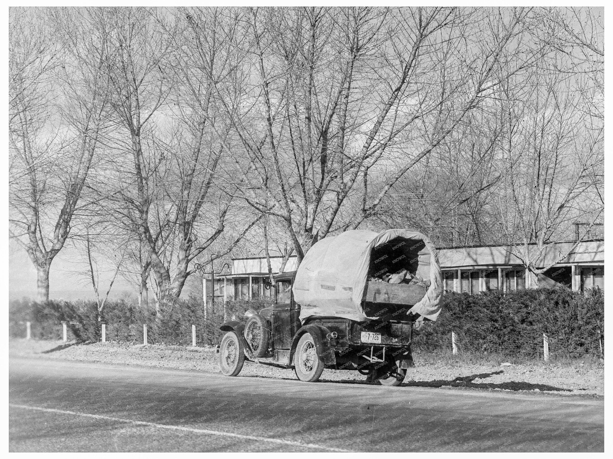 Texans Migrating West to Oregon March 1935 Vintage Photo - Available at KNOWOL
