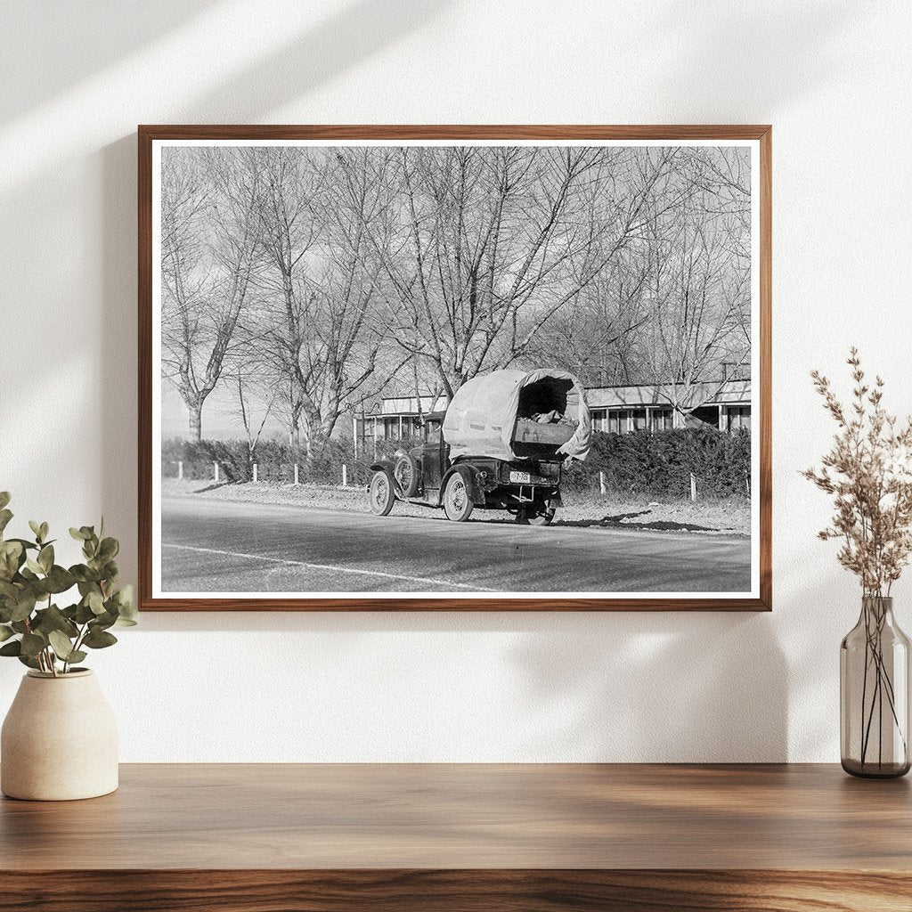 Texans Migrating West to Oregon March 1935 Vintage Photo - Available at KNOWOL